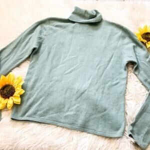 Tribeca Studio Cashmere Size Medium M Blue Turtle Neck Long Sleeve Sweater Chic